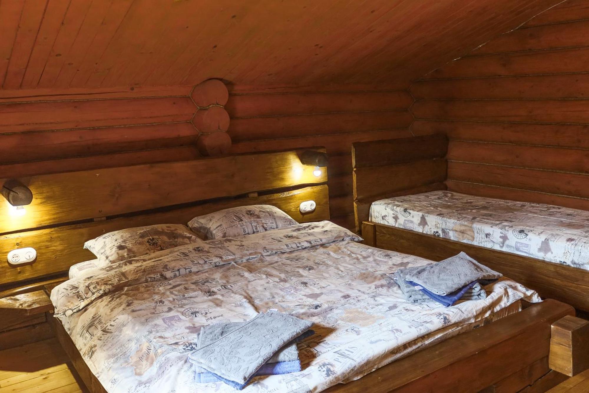 Сottage "Ksenija" Котедж "Ксенія" Skole Bagian luar foto